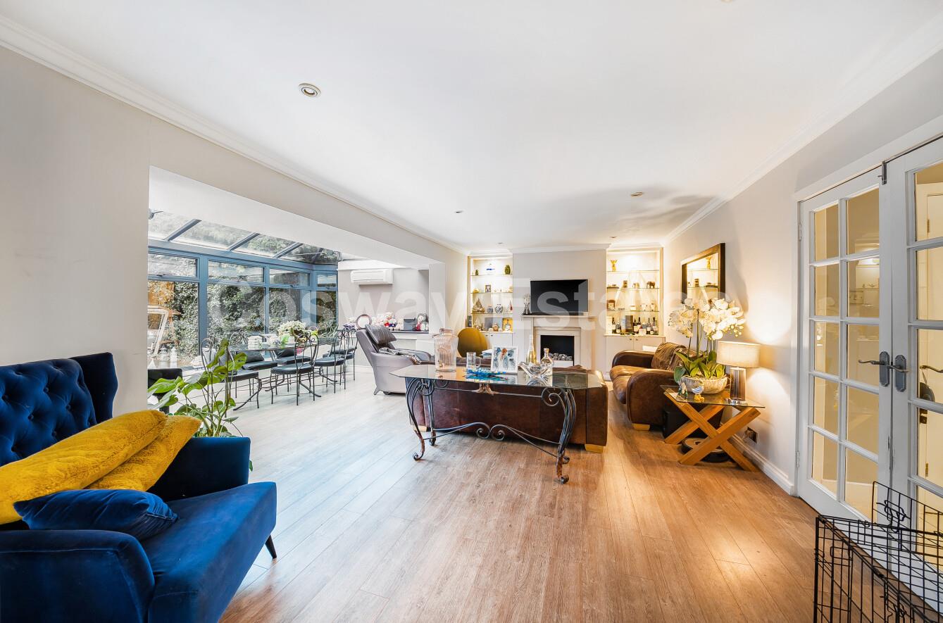 4 bed property in Hendon Wood Lane, Mill Hill, NW7, London